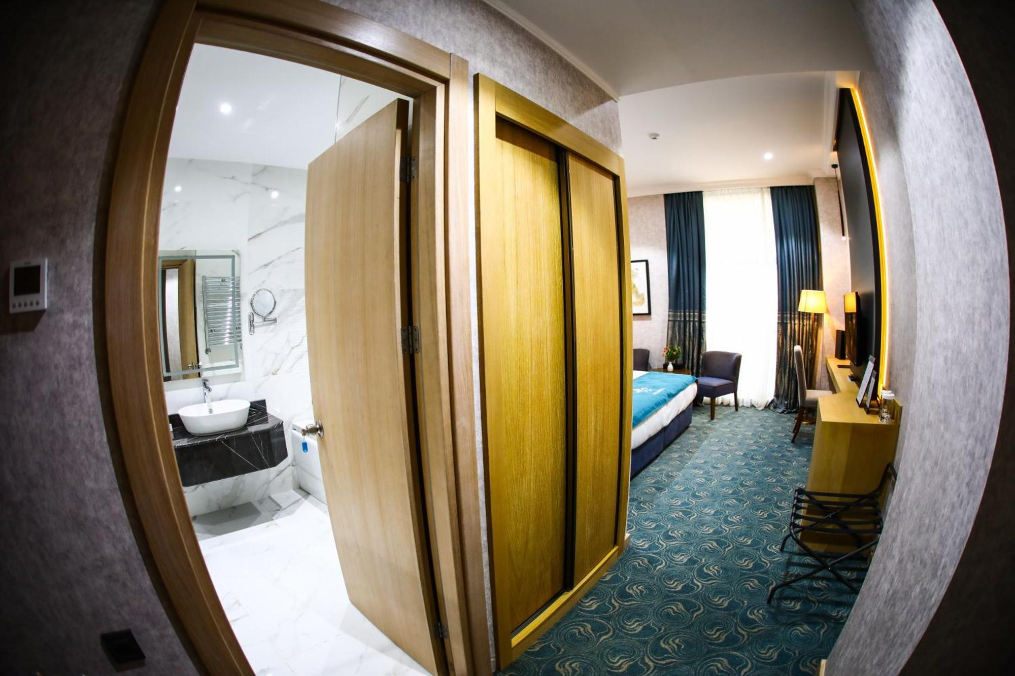 Iris Hotel Baku - Halal Hotel Exterior foto